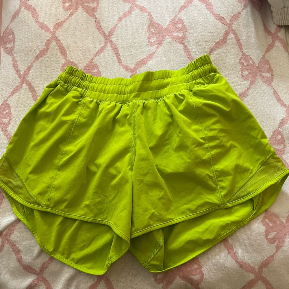 Lululemon Hotty hot shorts